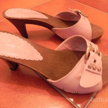 Kot novi čevlji 37 v lila barvi