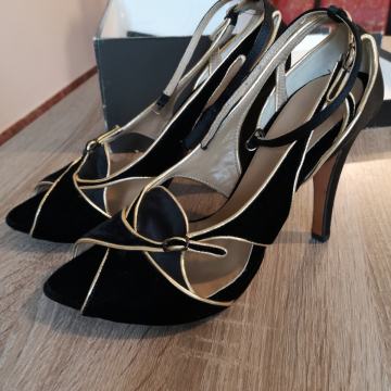 La Perla svečani usnjeni sandali velikost 38