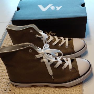 Moski sandali W-TY VICTORY,novi ,st.45