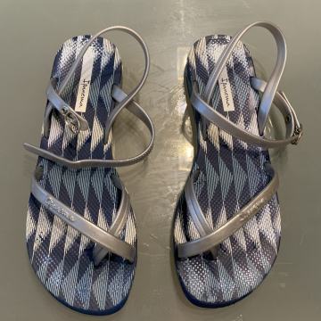 sandali IPANEMA številka 38