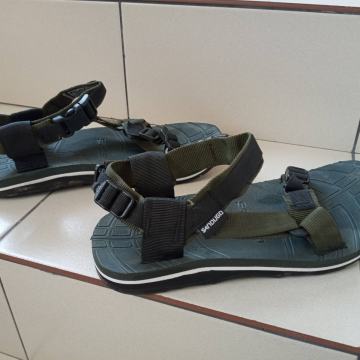 Sandali  št. 40
