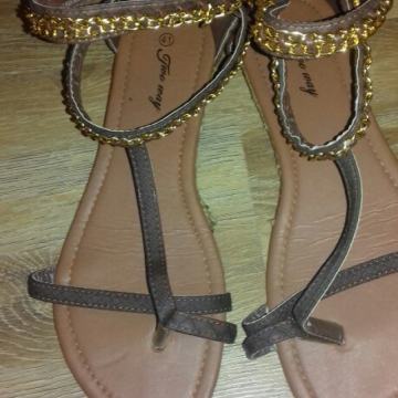 Sandali st.41