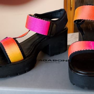 Sandali, Vagabond, št. 39