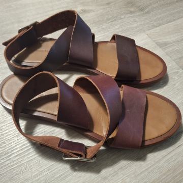 Zara 41 usnjeni gladiator sandali