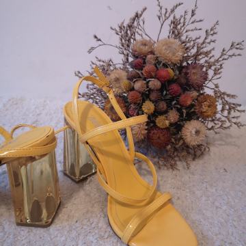 Zara Sandali Clear heal shoes
