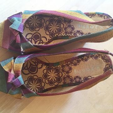 Ženski sandali, št. 38