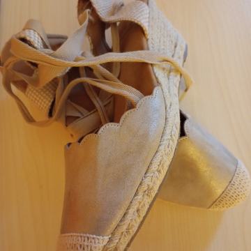 Ženski sandali št.41