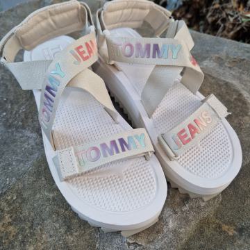 Ženski sandali Tommy Hilfiger st. 39