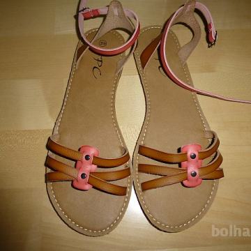 Novi ženski sandali, vel. 39