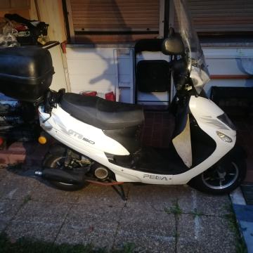 Skuter ; Scooter 50 ccm