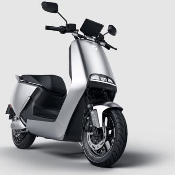 Yadea G5 45 km/h, električni, 65 km dometa (nov skuter z garancijo)