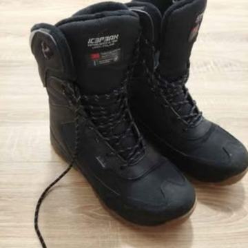 Icepeak škornji št 42 in št 44