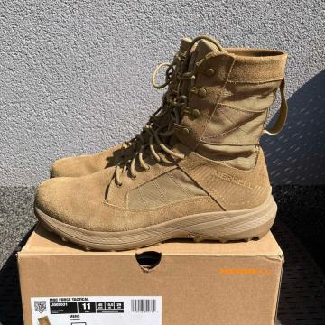 Vojaški škornji, letni št. 45