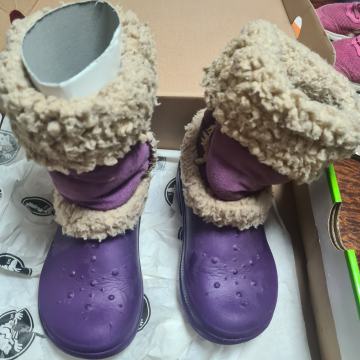 Crocs Nadia škornji nepremočljivi grape/grape J1/3 33-34