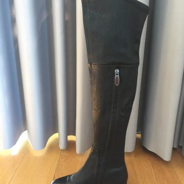 Dekliški škornji št. 34 Baldinini Trend