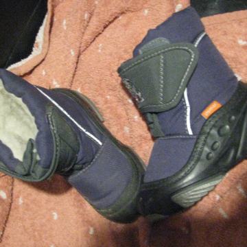 Dekliški zimski škorenjčki-snežke,DEMAR, ST.22-23