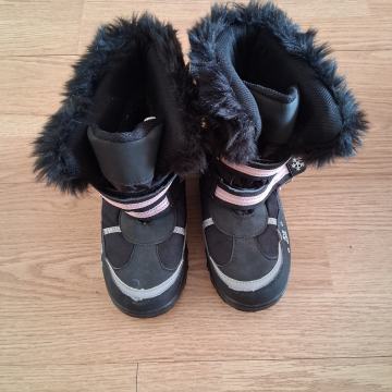 Dekliški zimski škorenjčki št.33