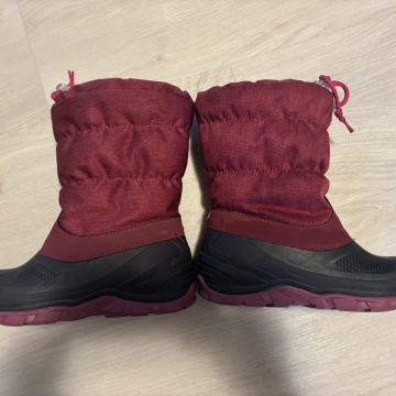 Dekliški zimski škornji McKinley št. 35