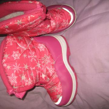 Dekliški zimski škornji-roza s snežinkami, st.30