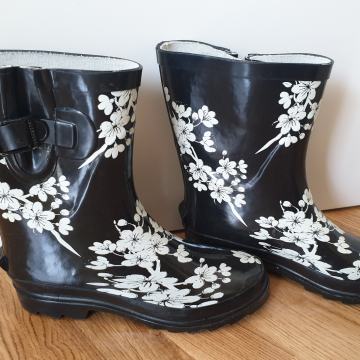 DEŽNI ŠKORNJI 36 NOVI