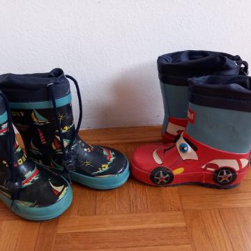 Dežni škornji št. 22 in 23