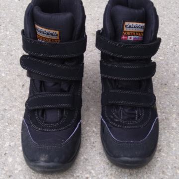 Fantovski zimski čevlji št. 40