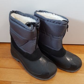 FRIBOO zimski škornji, sivi, NOVI, Velikost 36,37