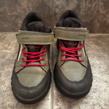 Geox gležnarji - št. 29