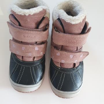 Gležnarji Geox št.27