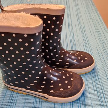 Gumijasti podloženi zimski nepremočljivi škornji št. 32 ID607