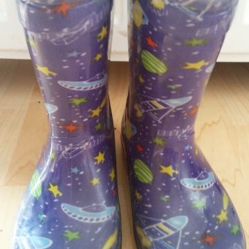 Gumijasti škornji za dež št. 25