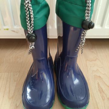 Gumijasti škornji za dež št. 25