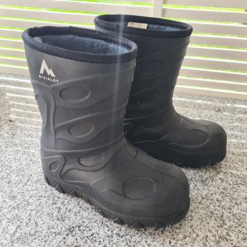 McKinley podloženi škornji št.31