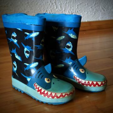 Otroške gumijaste škornje št. 26