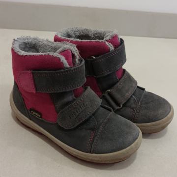 Nepremočljivi škornji Superfit št. 26, CENA S POŠTNINO