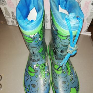 Otroški dežni škornji, številka 28