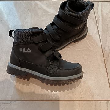 Otroški Fila št. 33