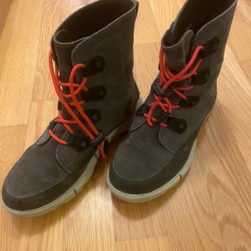 Otroški nepremočljivi škornji Sorel 38