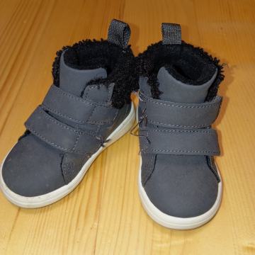 Otroški škornji št. 18/19