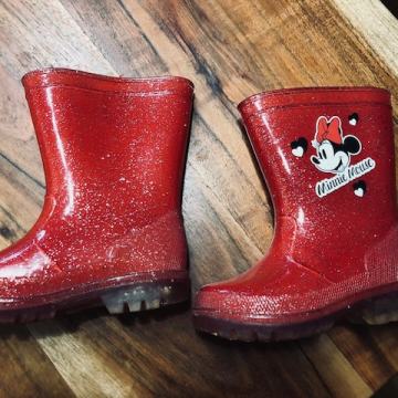 otroški škornji št. 23