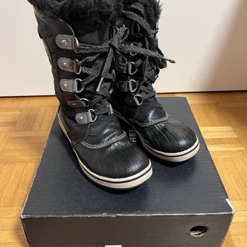 Otroški zimski čevlji SOREL YOUTH TOFINO II EUR 33