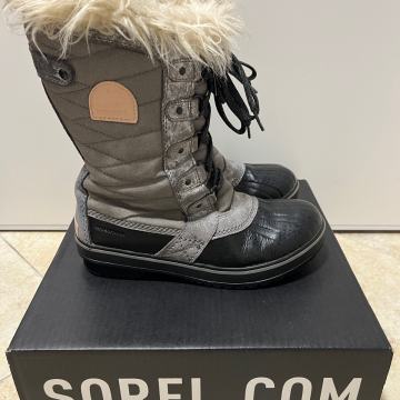 Otroški zimski čevlji SOREL YOUTH TOFINO II EUR 37