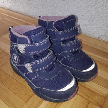 Otroški zimski škornji - gležnjarji št. 24