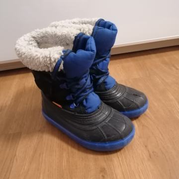 OTROŠKI ZIMSKI ŠKORNJI ŠT. 29