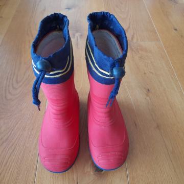 Podloženi dežni škornji št. 28