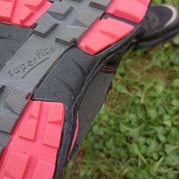 Prodam škornje Super fit kot nove, 34