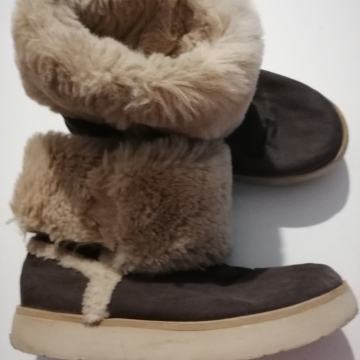 Prodam škornji zara št.35