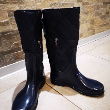 Prodam zimske dekliške škornje