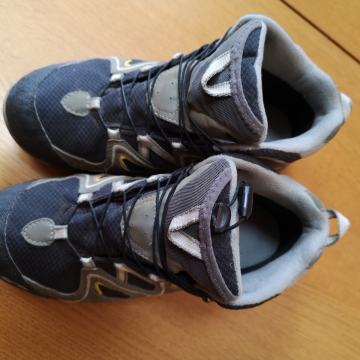 Salomon gležnarji št. 38 (24 cm notranje dolžine), s poštnino