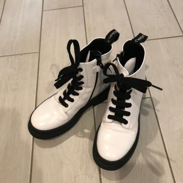 Škornji bulerji Calvin Klein 34